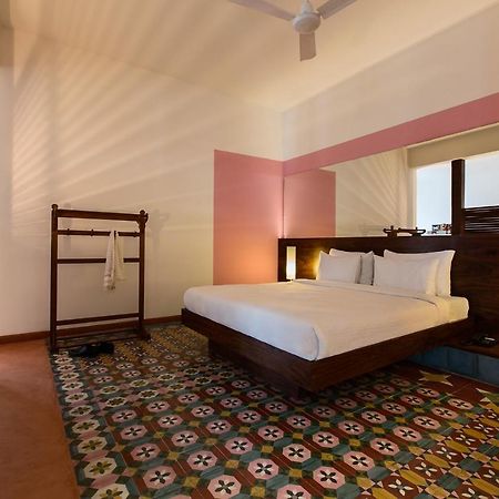 Villa Shanti - Heritage Hotel For Foodies Пондичери Екстериор снимка